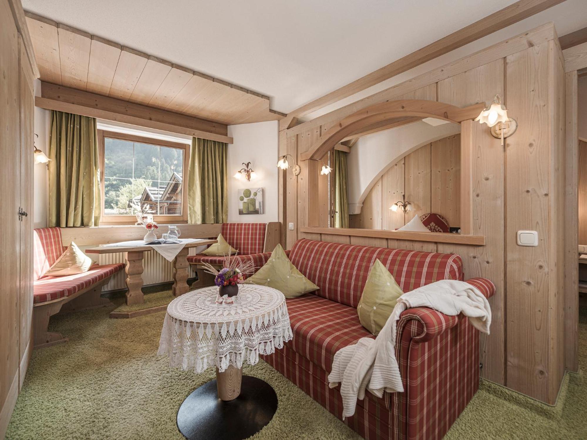 Apparthotel "Landhaus Veronika" Mayrhofen Exteriér fotografie